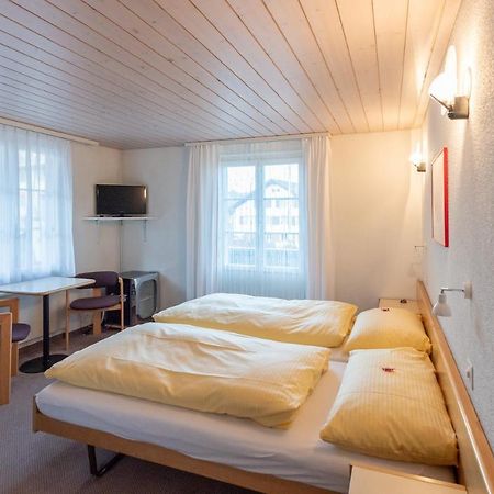 Hotel Krone Uetendorf Екстер'єр фото