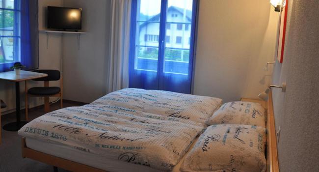 Hotel Krone Uetendorf Екстер'єр фото